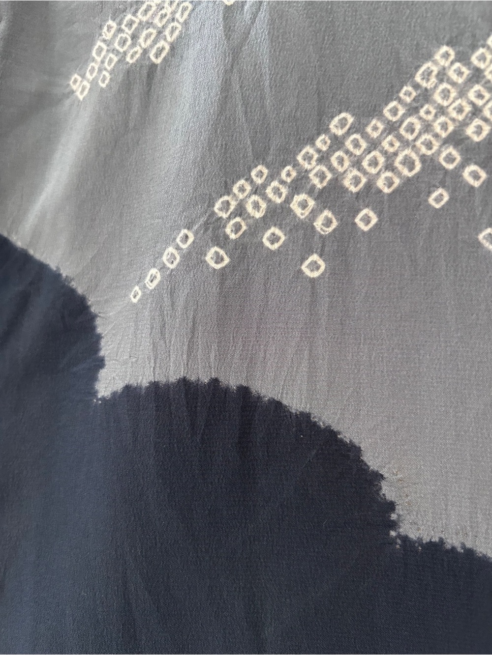 Mens Silk Kimono, Ombré Dyed with Kanoko Shibori Detail - Picture 4 of 10